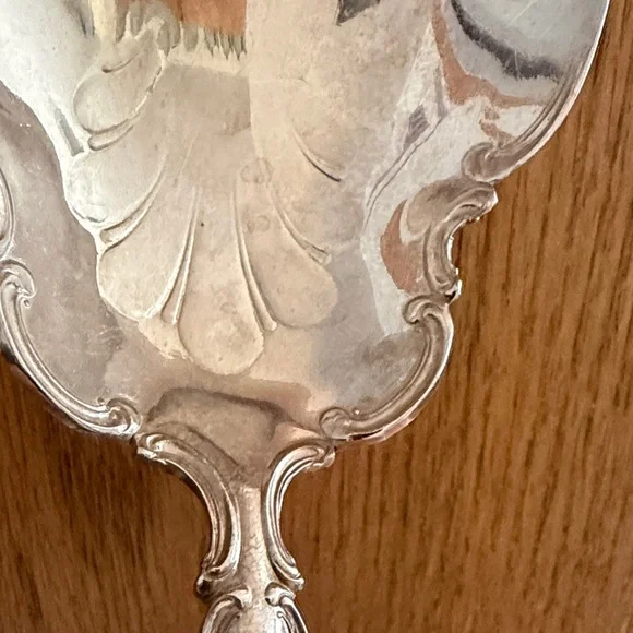 Elegant Silverplate Serving Spoon - Picture 4 of 7
